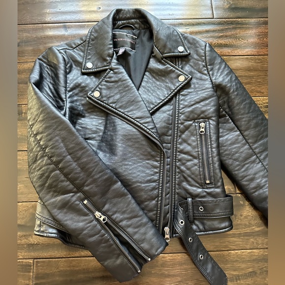 Victoria's Secret Faux Leather Jacket - Picture 4 of 9